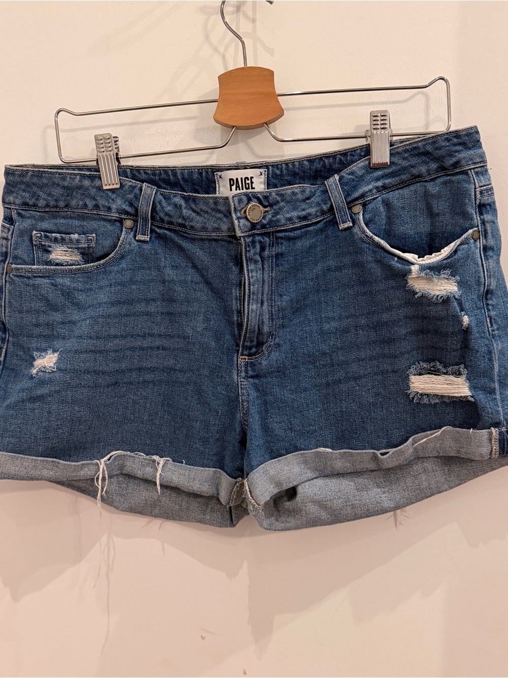 PAIGE Jimmy Jimmy Distressed Boyfriend Denim Shorts Size 32 Boho